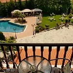 Famissi Eden Hotel 4*