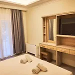 Hotel Famissi Eden