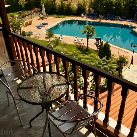 Famissi Eden 4* קאלאבאקה