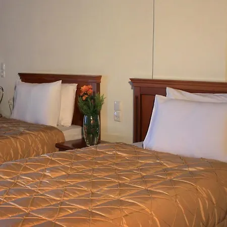 Famissi Eden מלון קאלאבאקה