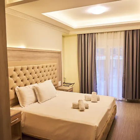 Famissi Eden Καλαμπάκα