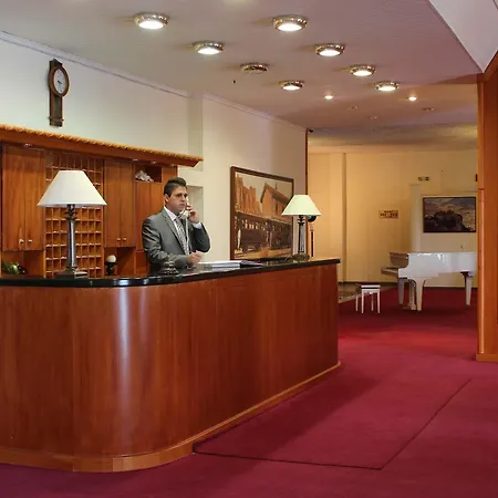 Famissi Eden Ξενοδοχείο 4*