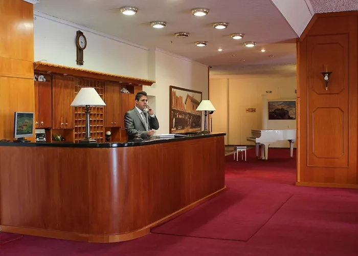 Famissi Eden Hotel 4*