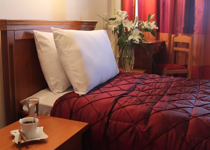 Famissi Eden Kalambaka