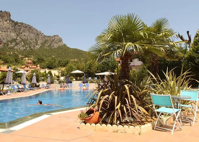 Famissi Eden Hotel 4*