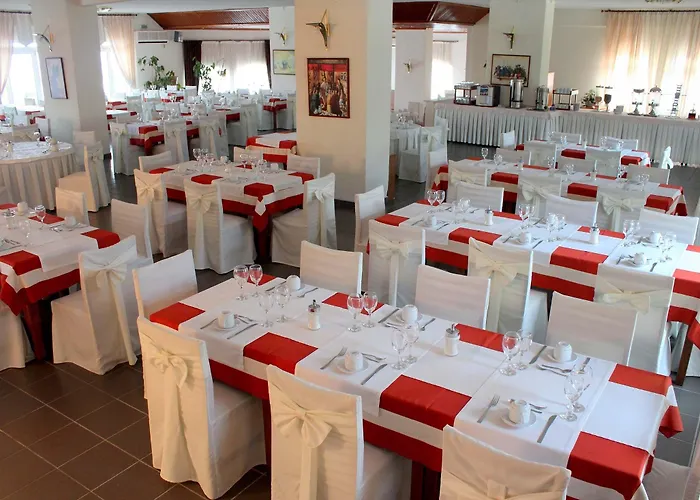 Famissi Eden Kalampáka